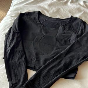 Lululemon crop long sleeve
